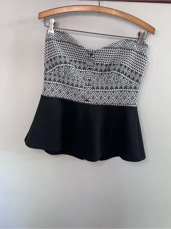 Studio Y Tops - Studio Y Maurices Black White Tribal Geometric Strapless Peplum Top Large NWT
